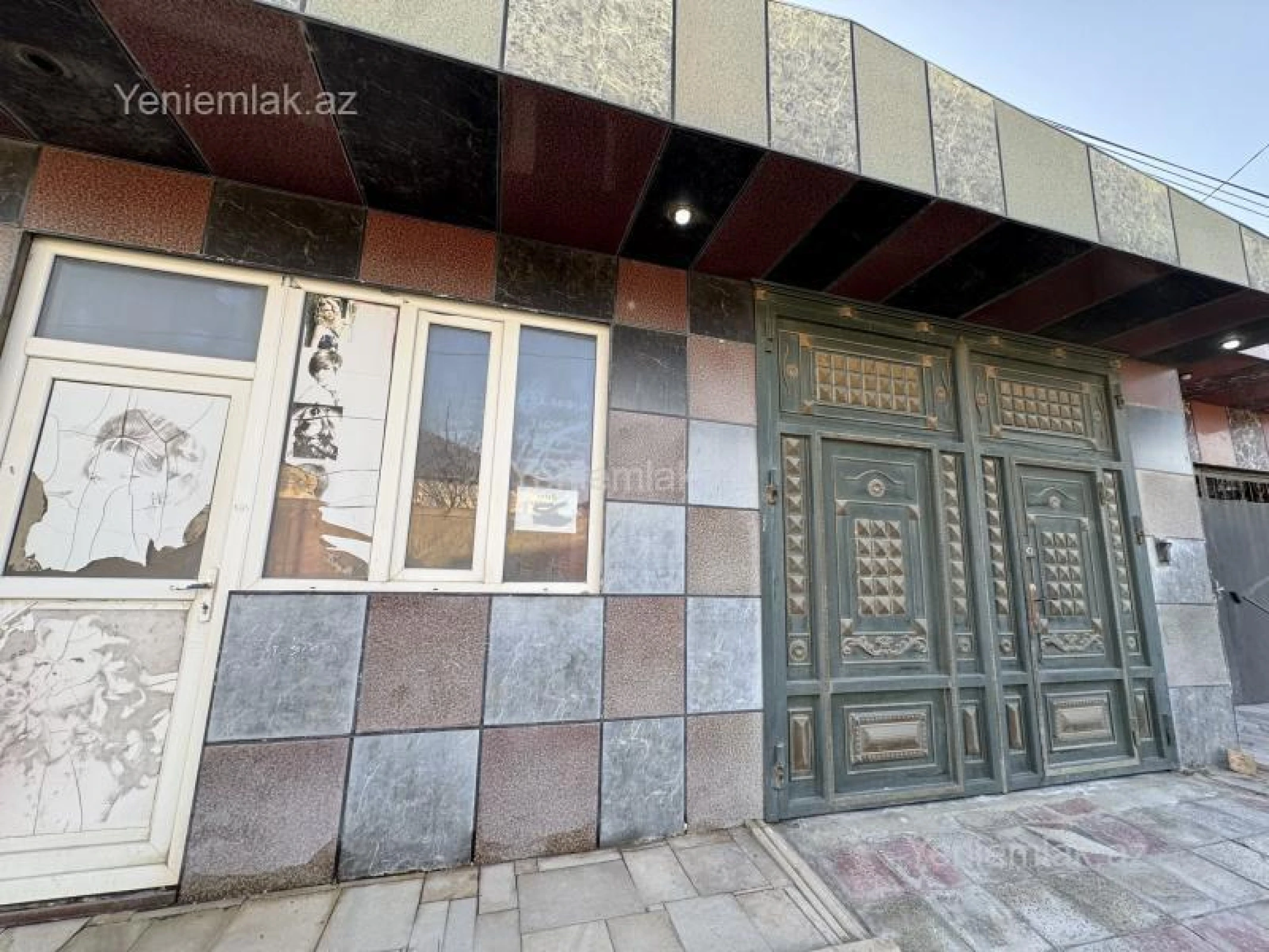 Satılır 4 otaqlı həyət evi 154 m²