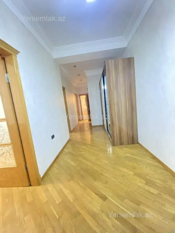 Satılır 2 otaqlı yeni tikili 90 m²