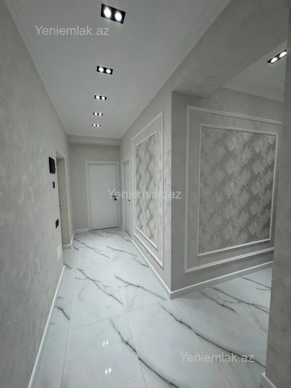 Satılır 3 otaqlı yeni tikili 84 m²