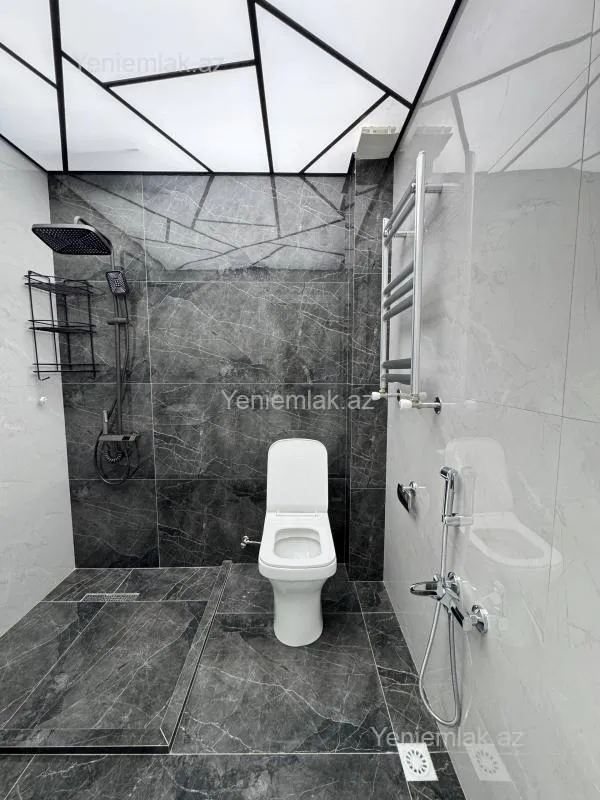 Satılır 3 otaqlı yeni tikili 84 m²