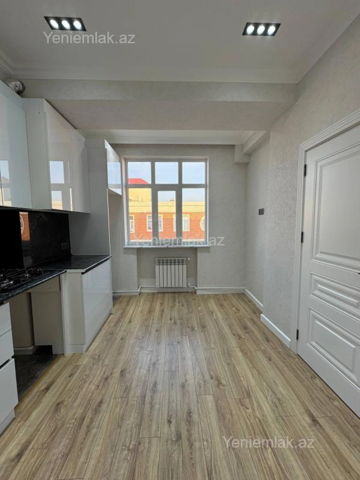 Satılır 3 otaqlı yeni tikili 84 m²
