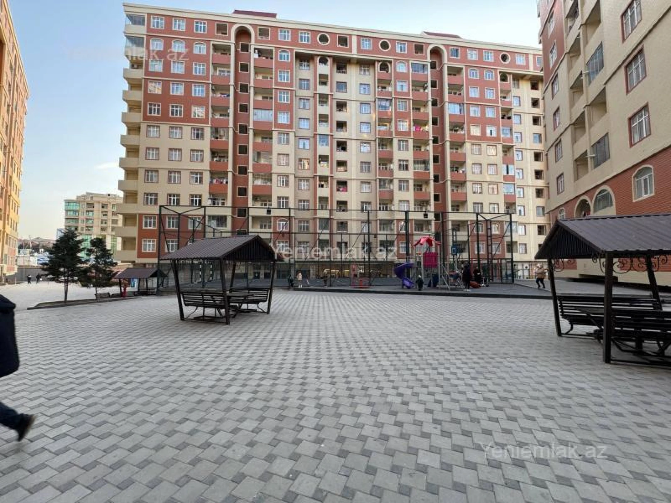 Satılır 3 otaqlı yeni tikili 84 m²