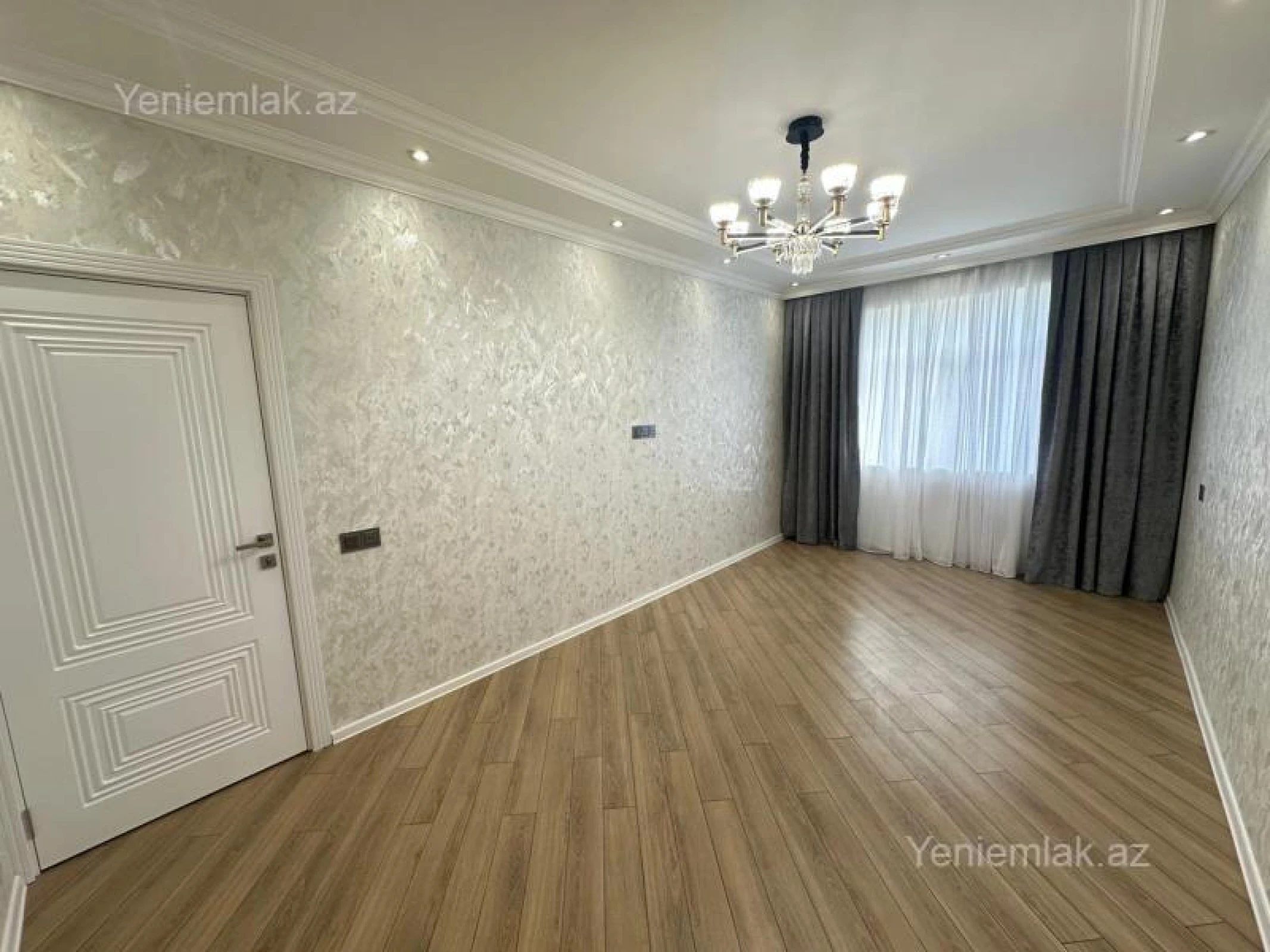 Satılır 3 otaqlı köhnə tikili 80 m²