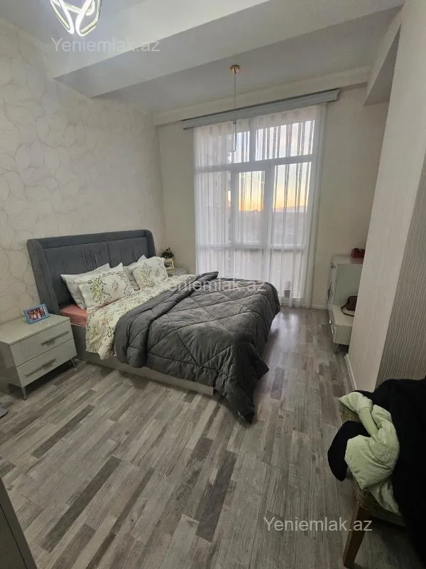 Satılır 3 otaqlı yeni tikili 80 m²