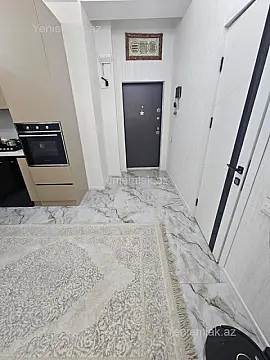 Satılır 3 otaqlı yeni tikili 80 m²