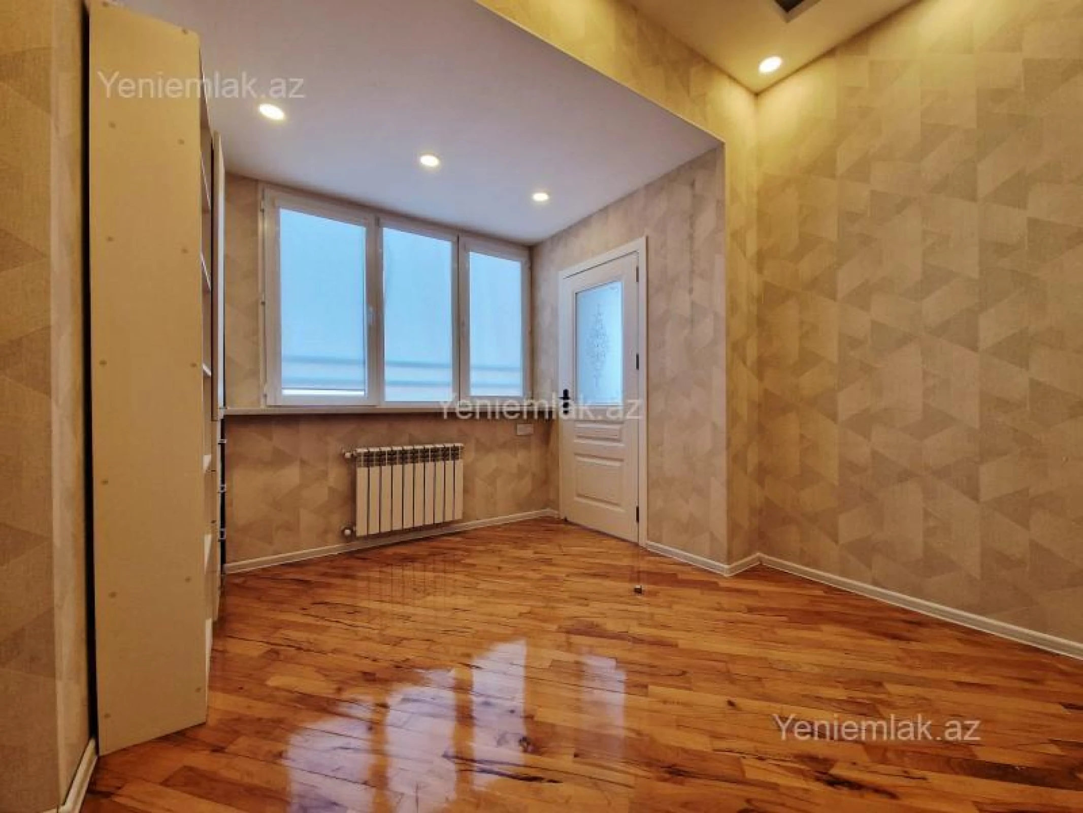 Satılır 3 otaqlı yeni tikili 96 m²