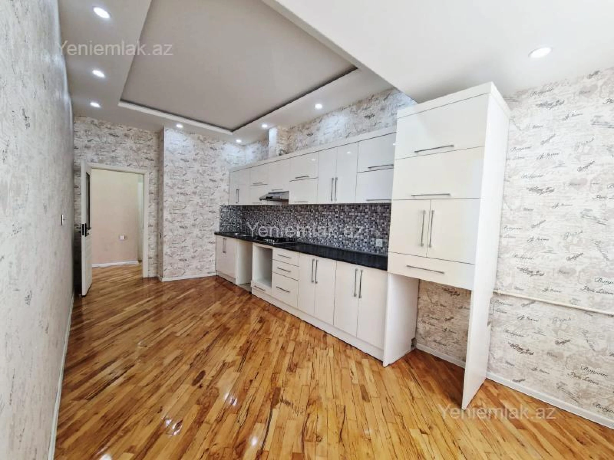 Satılır 3 otaqlı yeni tikili 96 m²