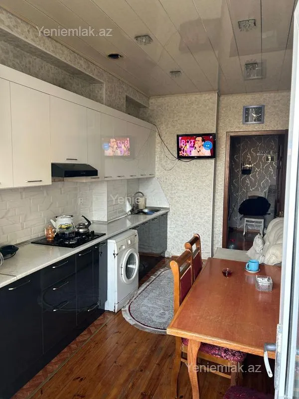 Satılır 2 otaqlı yeni tikili 75 m²