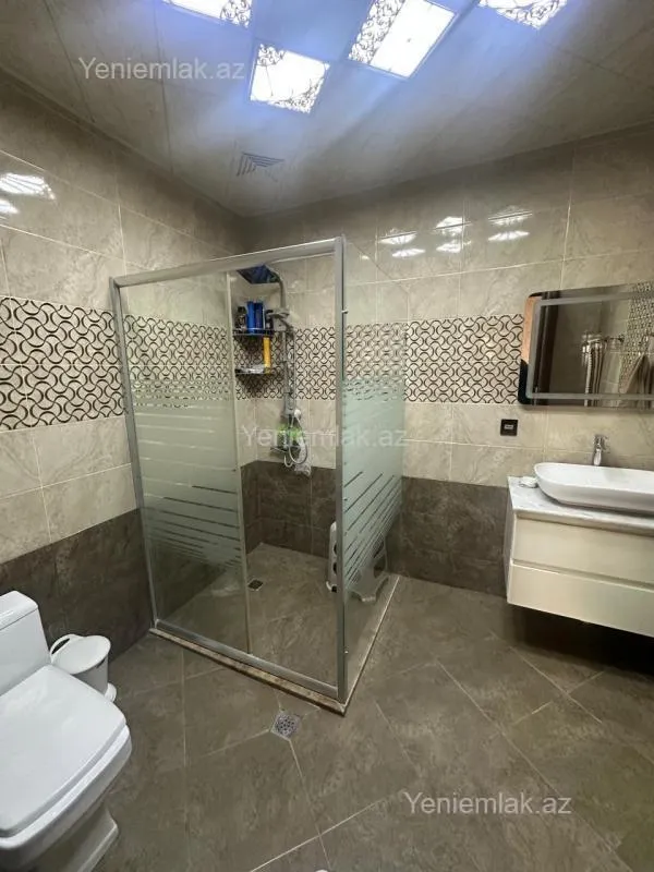 Satılır 2 otaqlı yeni tikili 75 m²