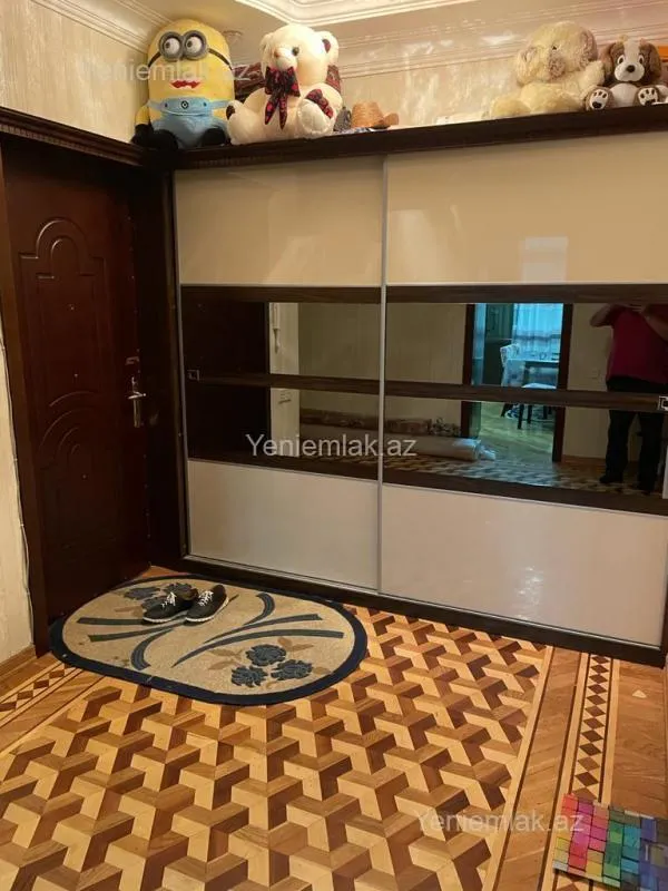 Satılır 4 otaqlı yeni tikili 174 m²
