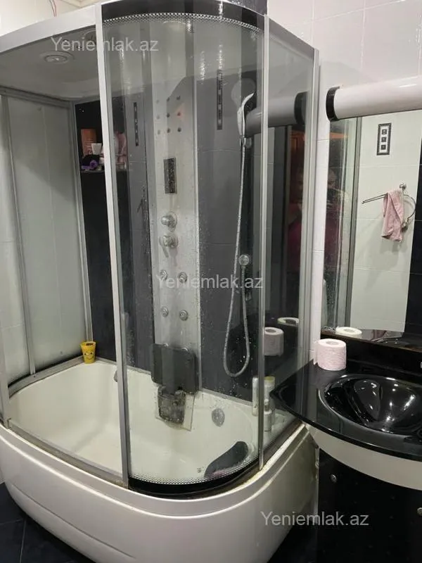 Satılır 4 otaqlı yeni tikili 174 m²