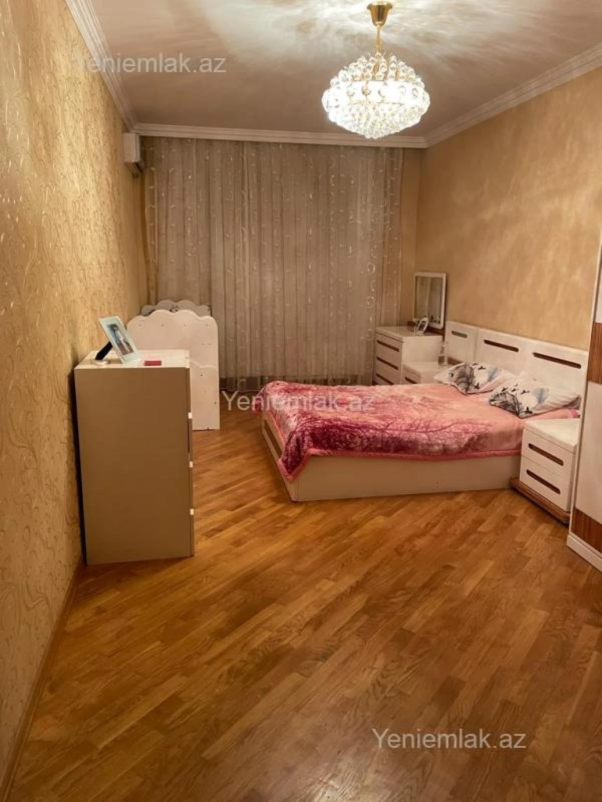 Satılır 4 otaqlı yeni tikili 174 m²