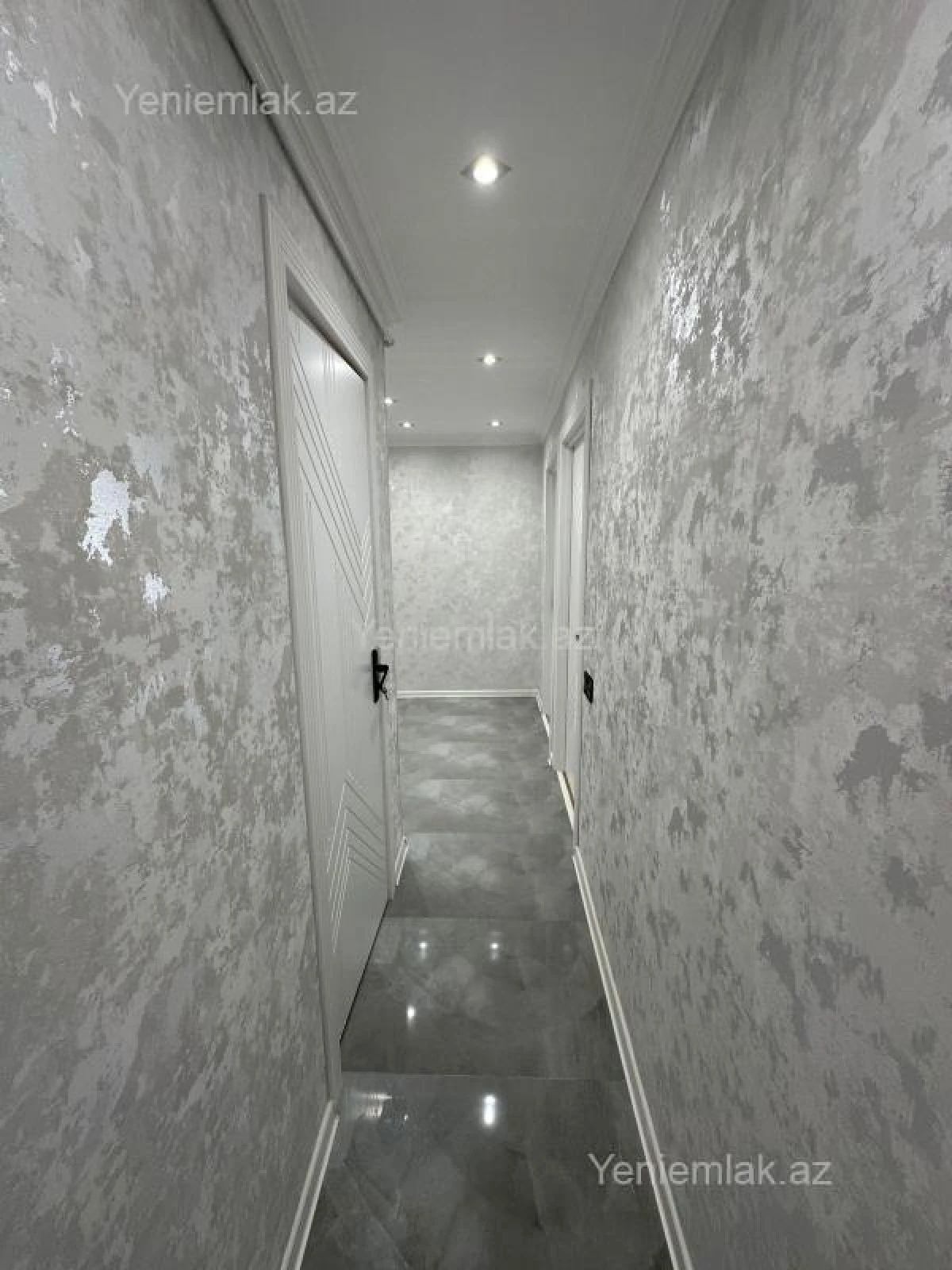 Satılır 3 otaqlı köhnə tikili 70 m²