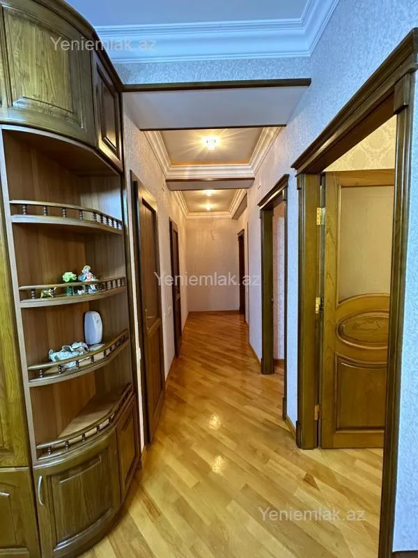 Satılır 2 otaqlı yeni tikili 96 m²