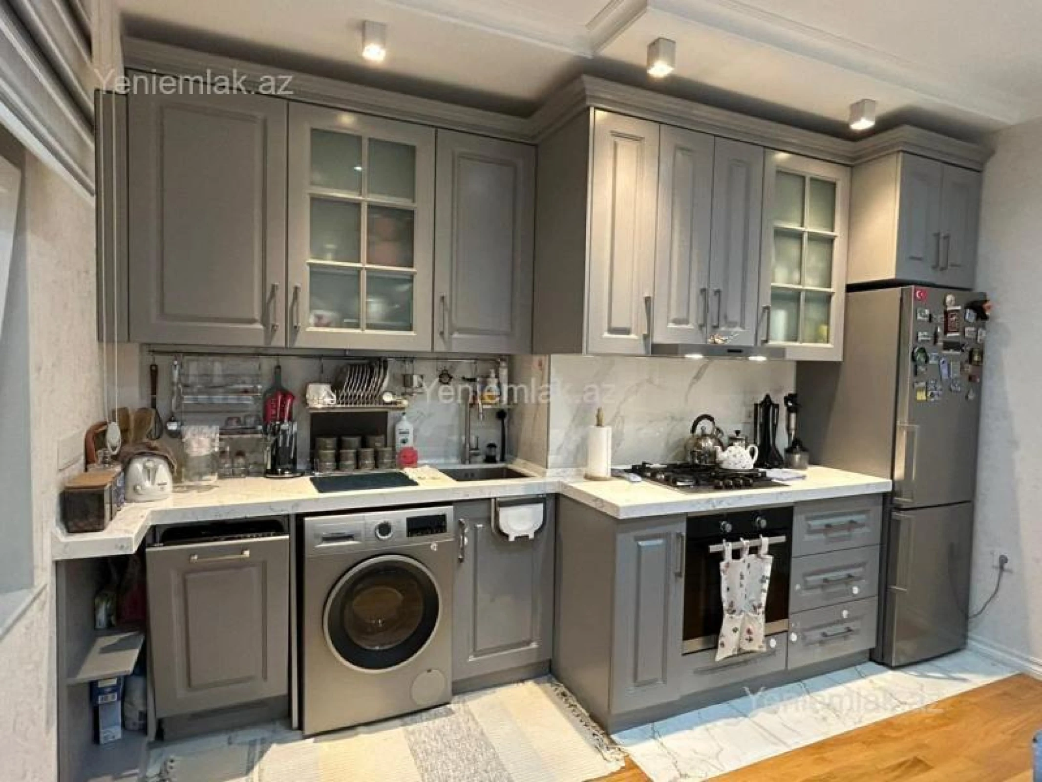 Satılır 2 otaqlı yeni tikili 76 m²