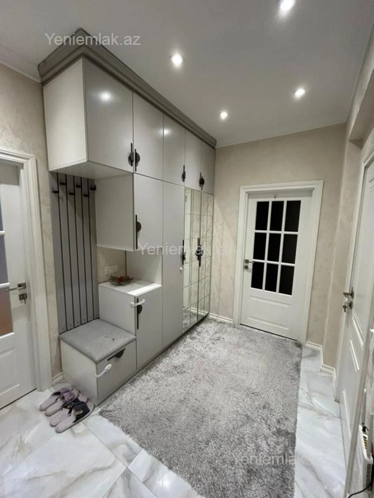 Satılır 2 otaqlı yeni tikili 76 m²