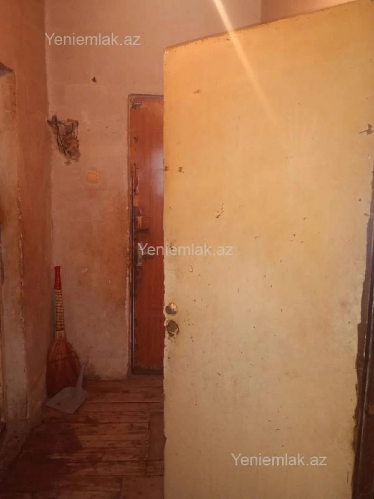 Satılır 1 otaqlı həyət evi 56 m²