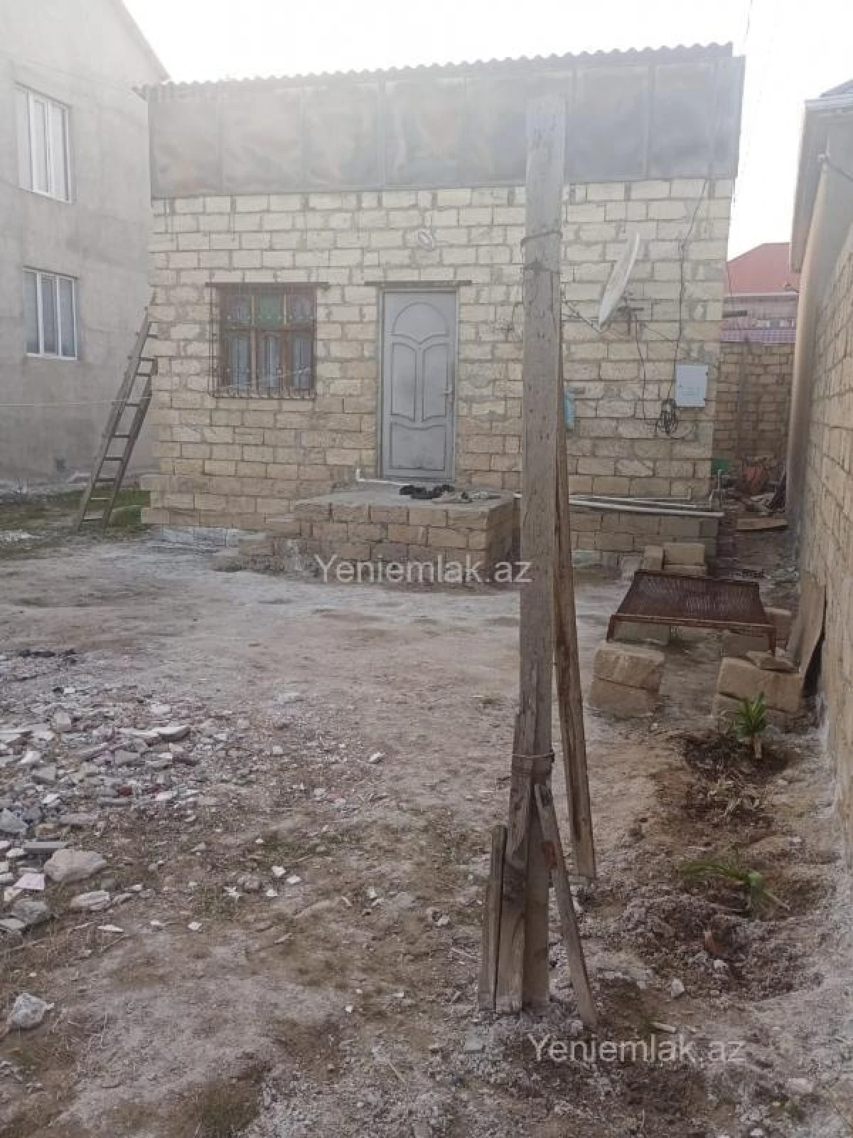 Satılır 1 otaqlı həyət evi 56 m²
