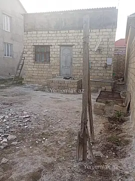 Satılır 1 otaqlı həyət evi 56 m²