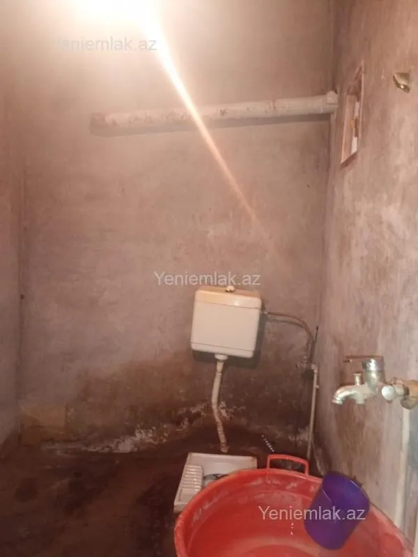 Satılır 1 otaqlı həyət evi 56 m²