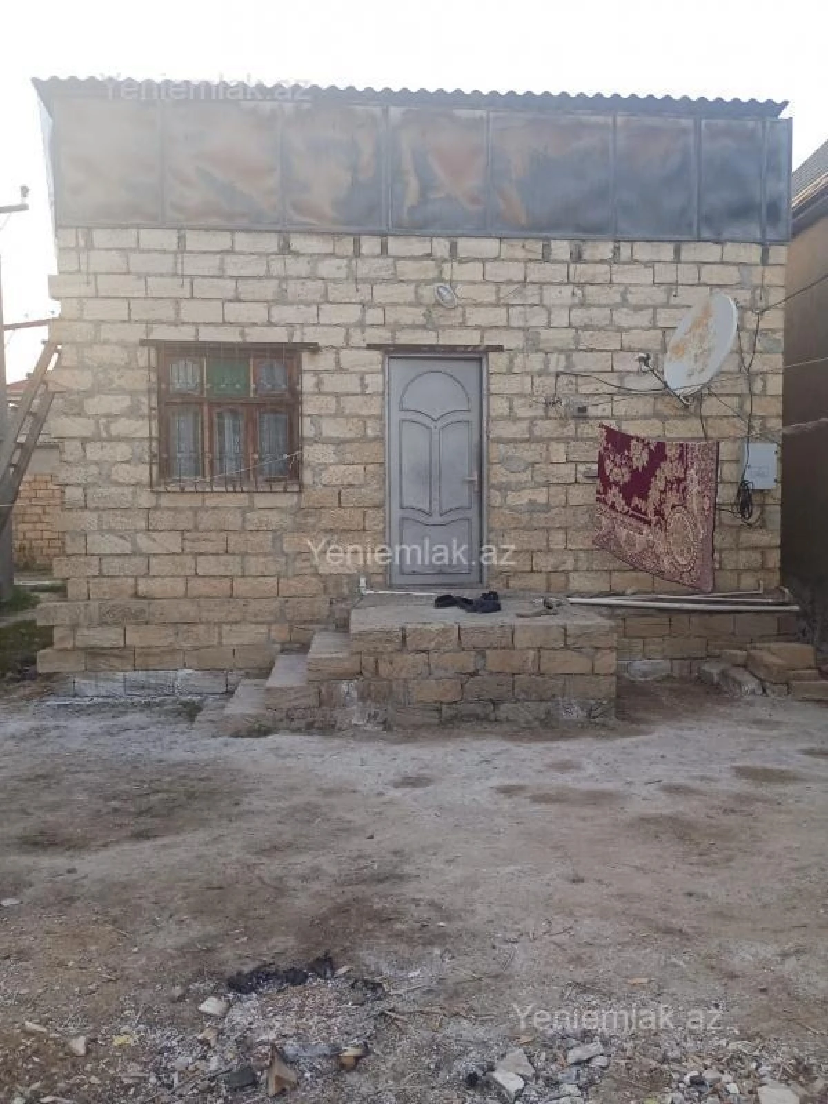 Satılır 1 otaqlı həyət evi 56 m²