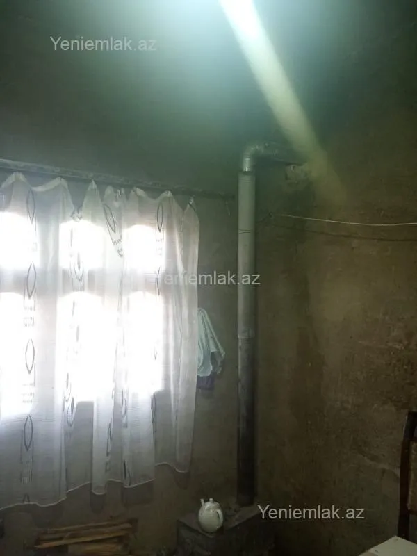 Satılır 1 otaqlı həyət evi 56 m²