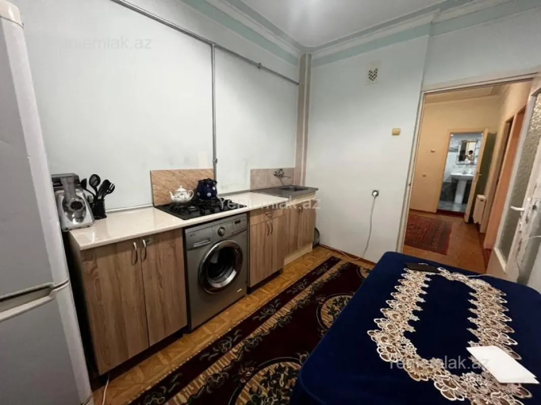 Satılır 2 otaqlı köhnə tikili 58 m²