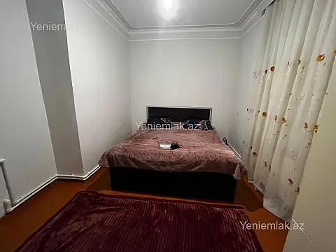 Satılır 2 otaqlı köhnə tikili 58 m²