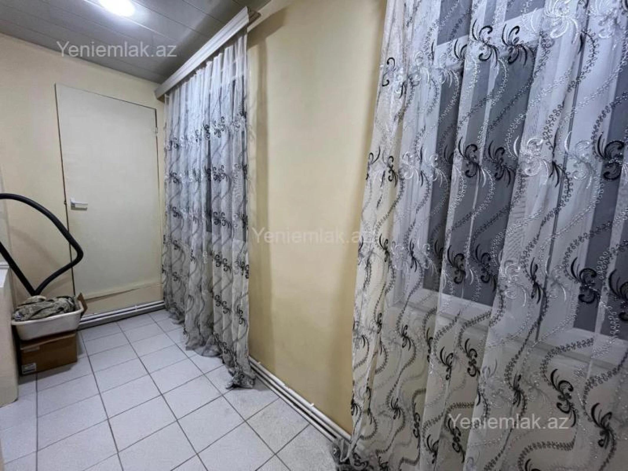 Satılır 2 otaqlı köhnə tikili 58 m²