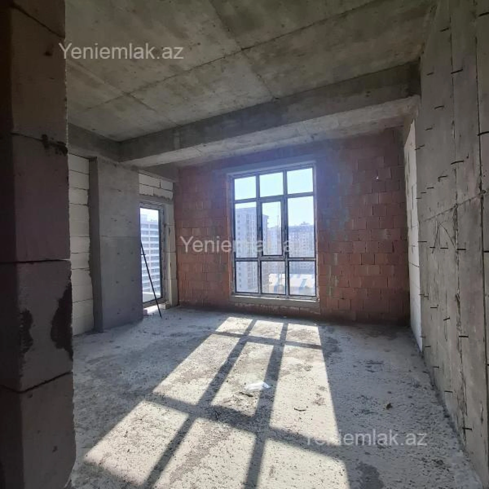 Satılır 3 otaqlı yeni tikili 98.5 m²