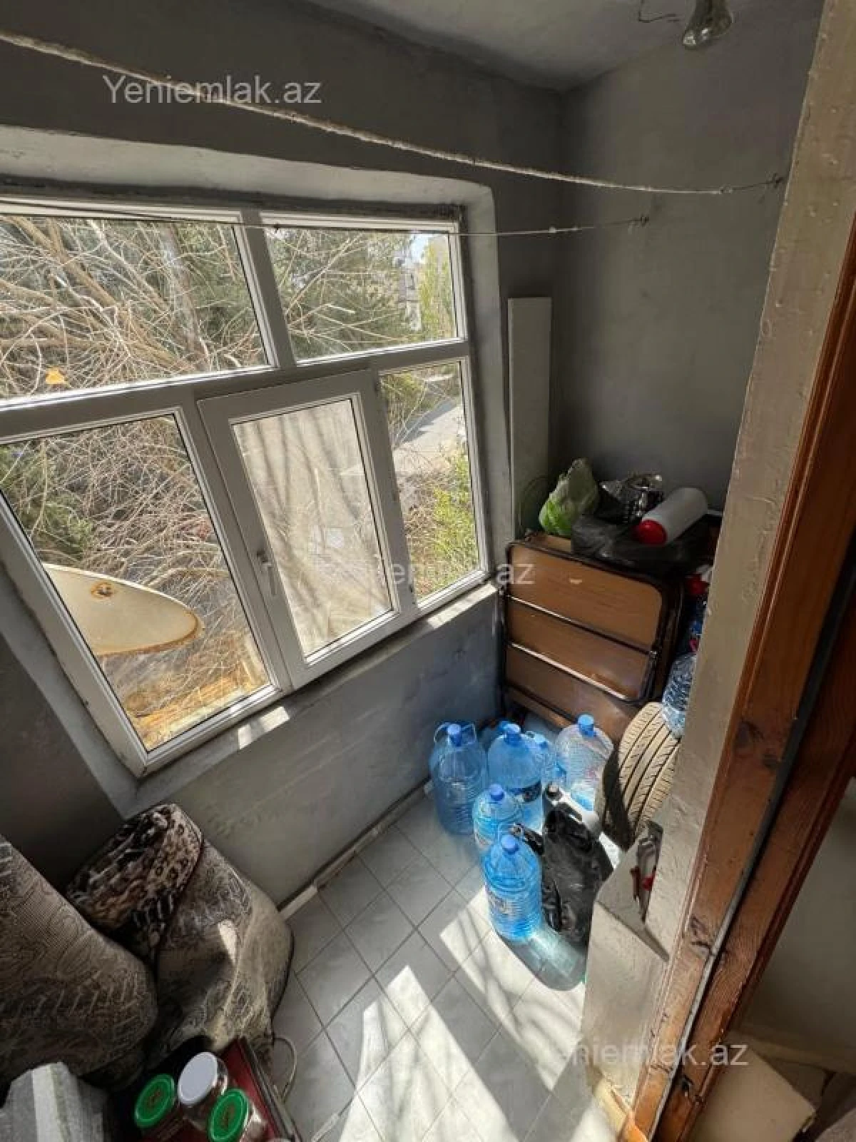 Satılır 2 otaqlı köhnə tikili 68 m²