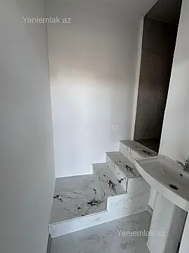 Satılır 5 otaqlı obyekt 180 m²