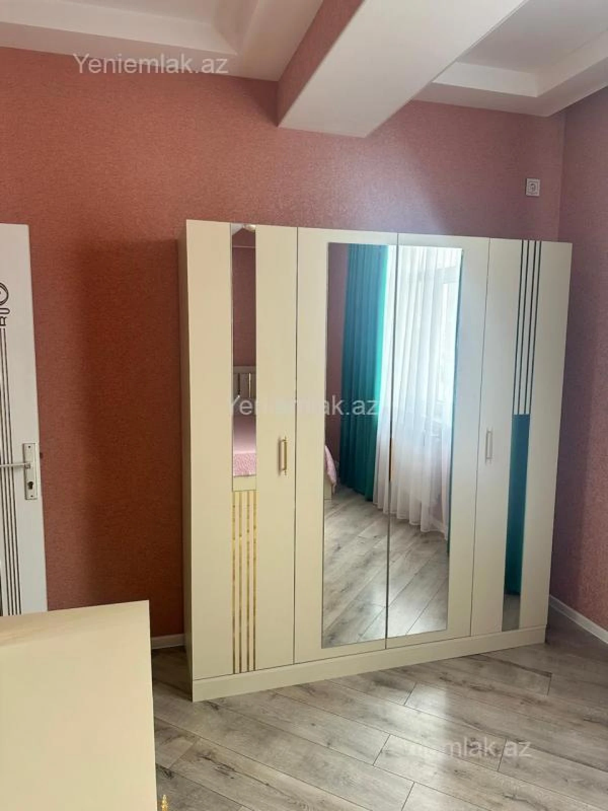 Satılır 3 otaqlı yeni tikili 94 m²