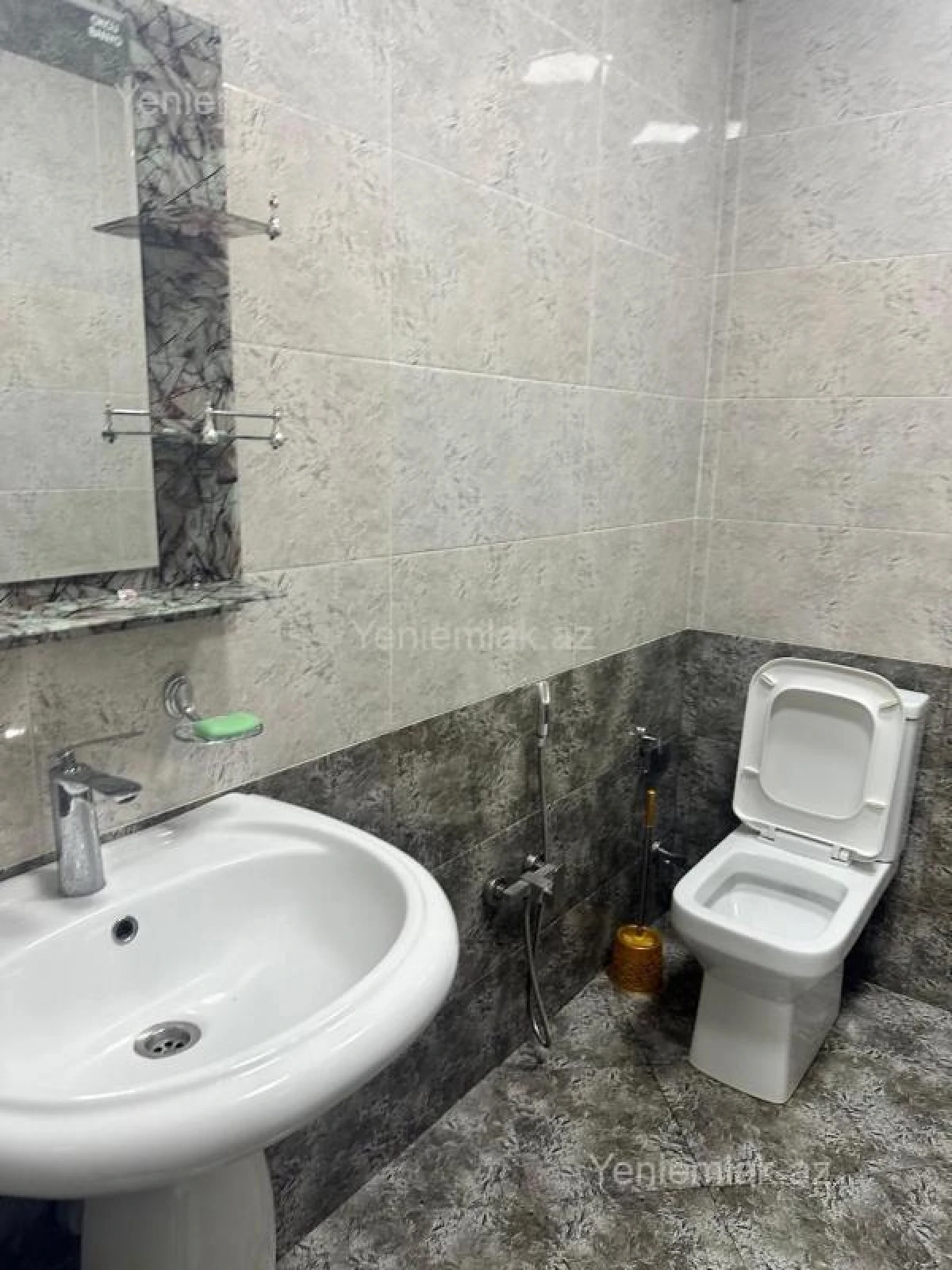 Satılır 3 otaqlı yeni tikili 94 m²