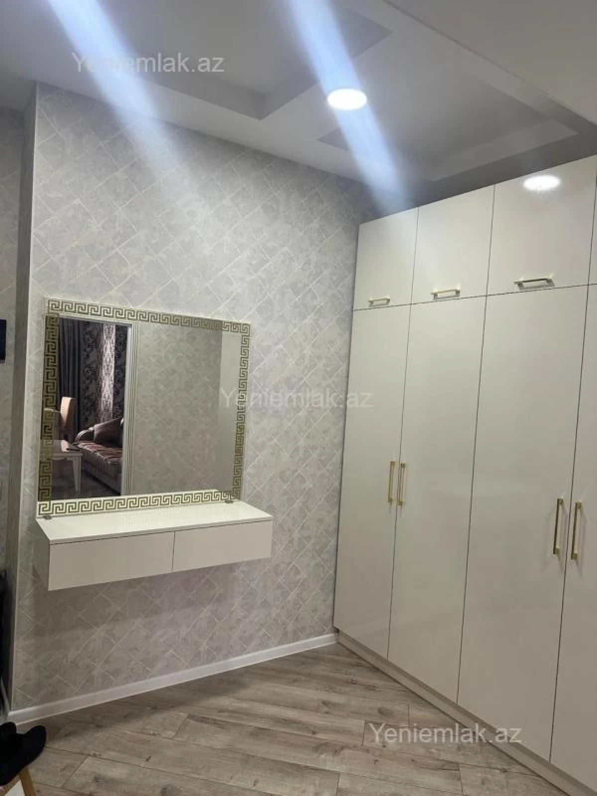 Satılır 3 otaqlı yeni tikili 94 m²