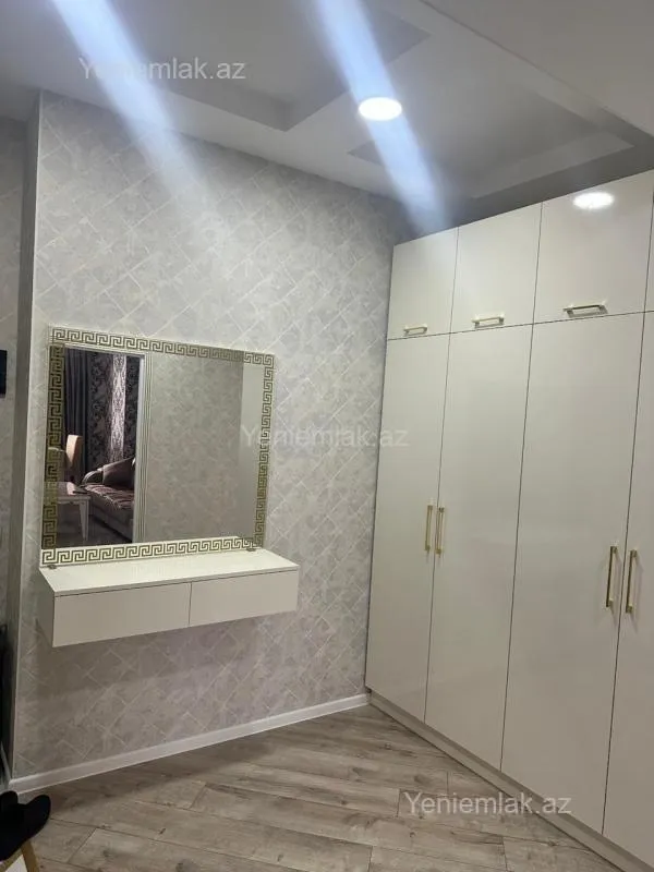 Satılır 3 otaqlı yeni tikili 94 m²