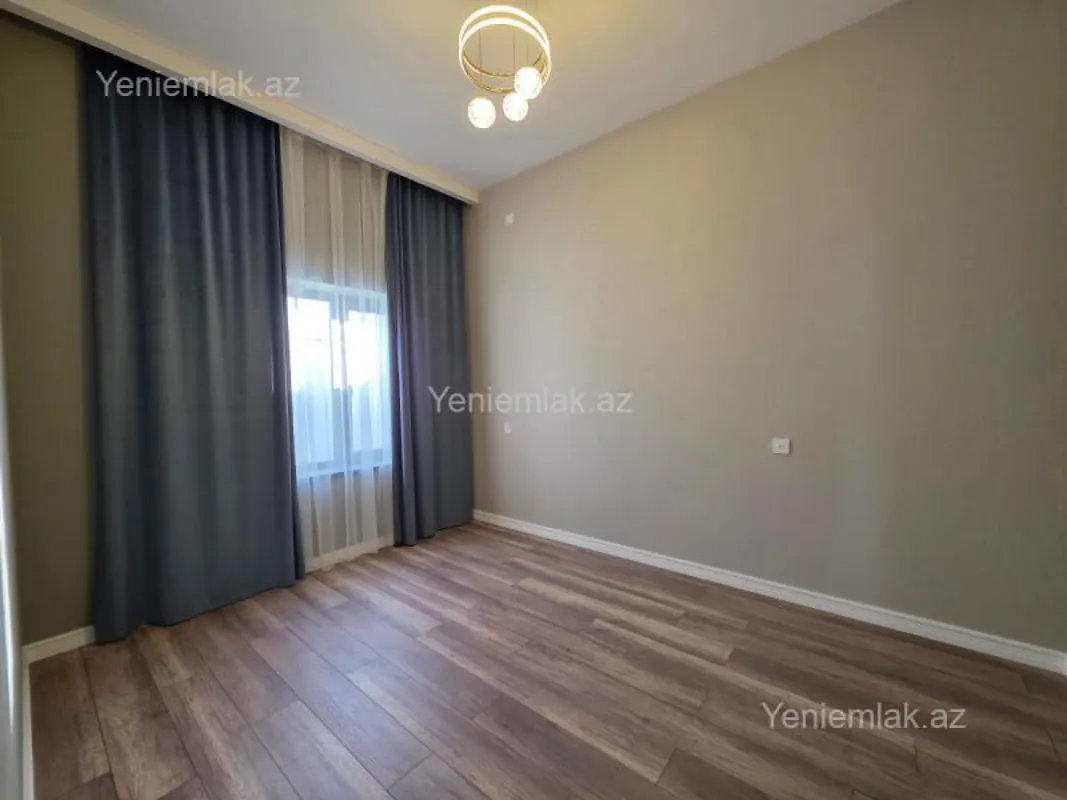 Satılır 4 otaqlı həyət evi 140 m²