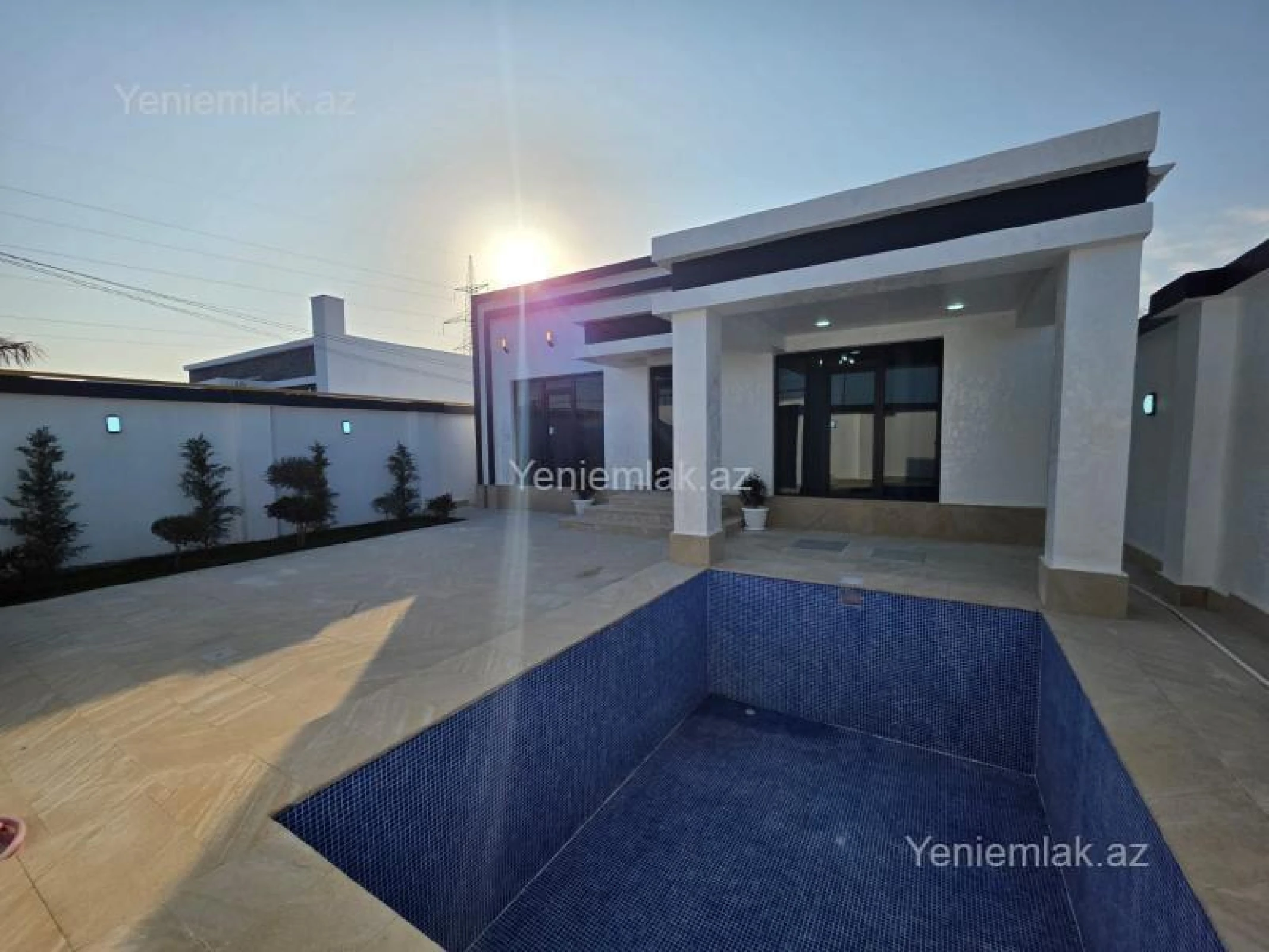 Satılır 4 otaqlı həyət evi 140 m²