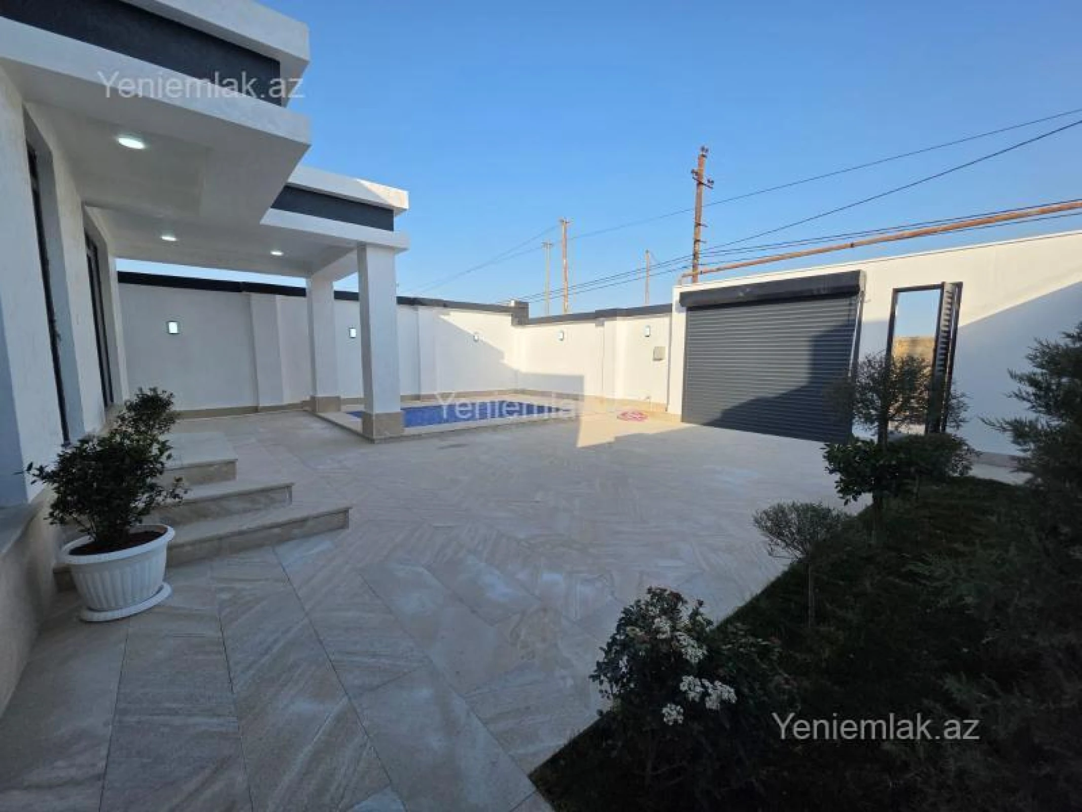 Satılır 4 otaqlı həyət evi 140 m²