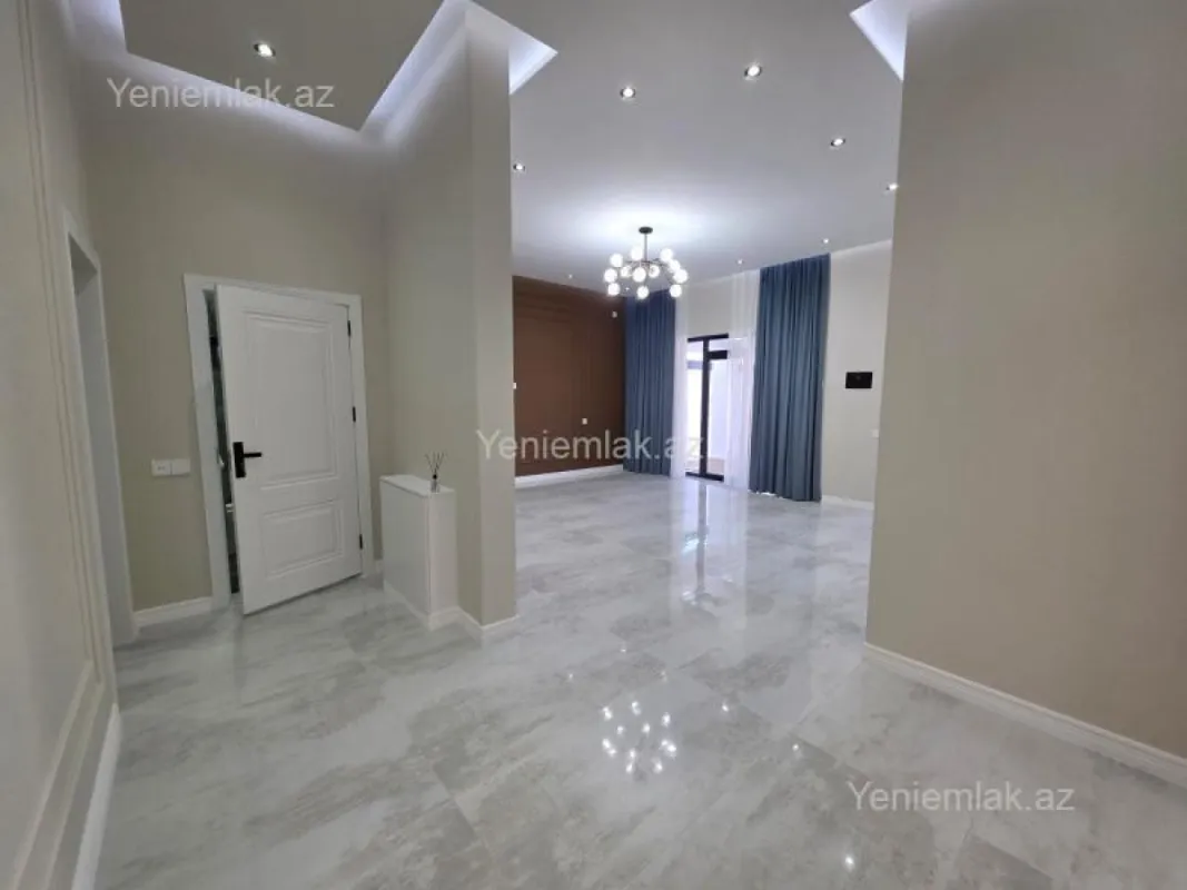 Satılır 4 otaqlı həyət evi 140 m²