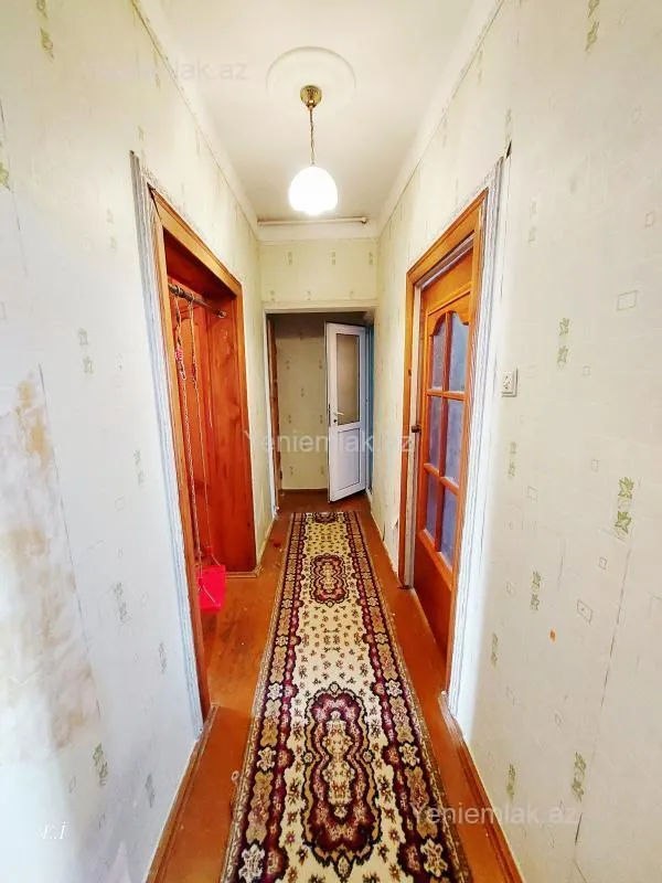Satılır 3 otaqlı köhnə tikili 70 m²