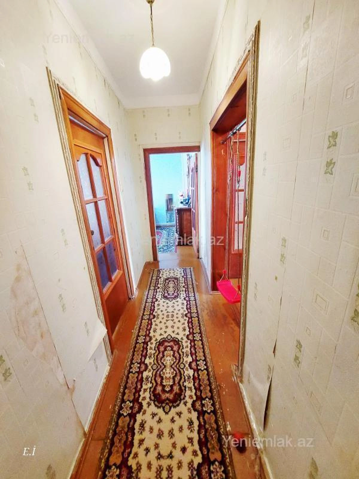 Satılır 3 otaqlı köhnə tikili 70 m²