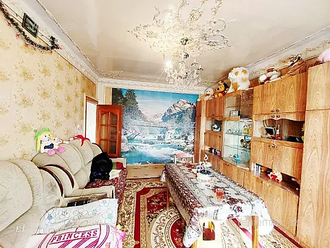 Satılır 3 otaqlı köhnə tikili 70 m²