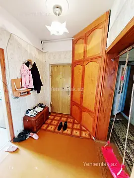 Satılır 3 otaqlı köhnə tikili 70 m²