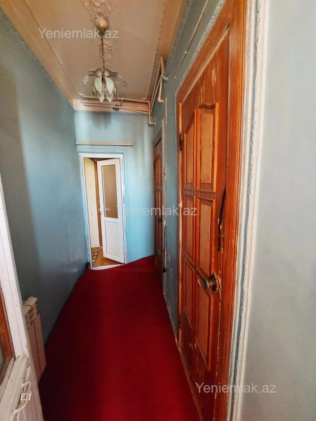Satılır 3 otaqlı köhnə tikili 70 m²