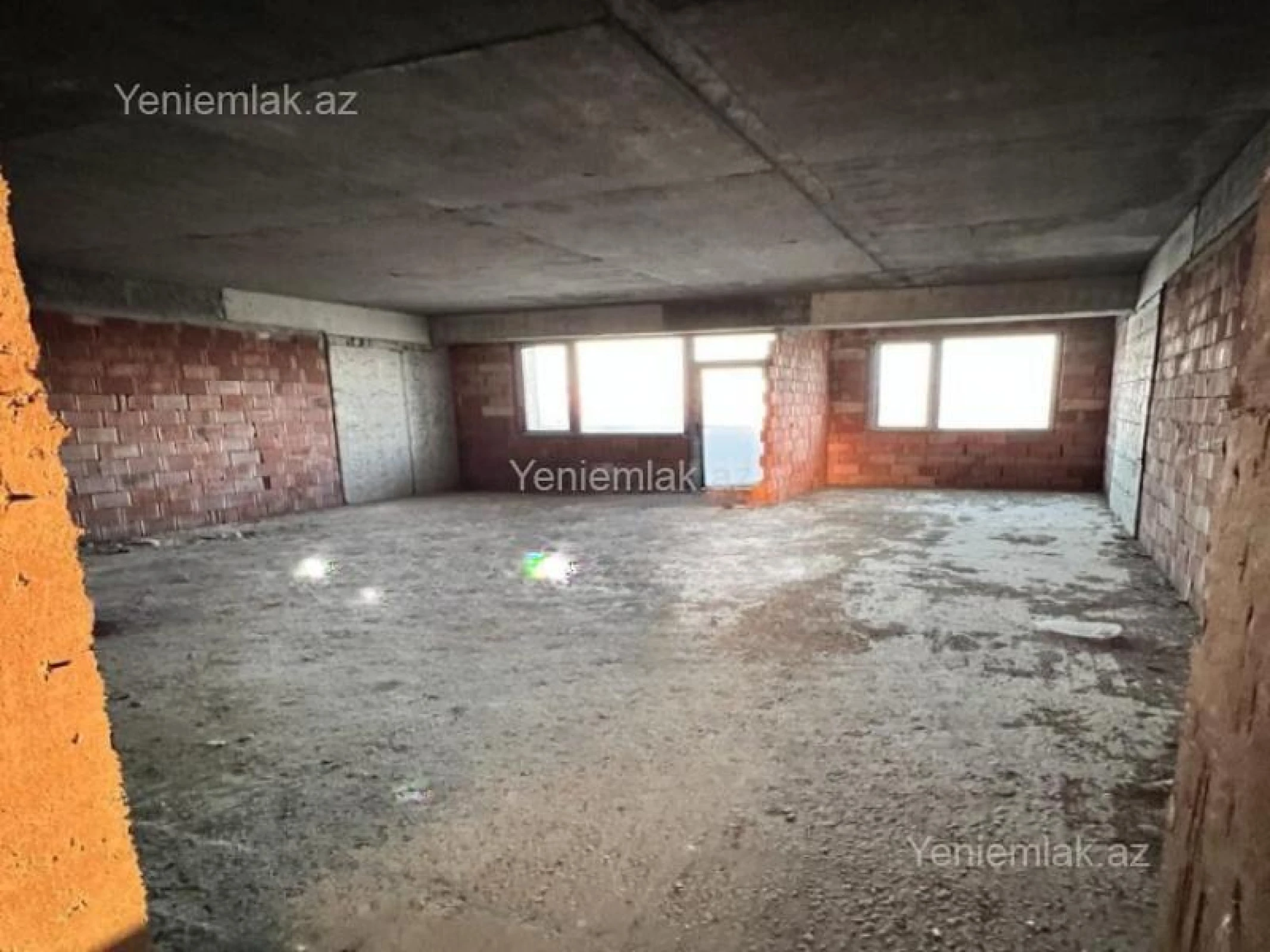 Satılır 1 otaqlı yeni tikili 76 m²