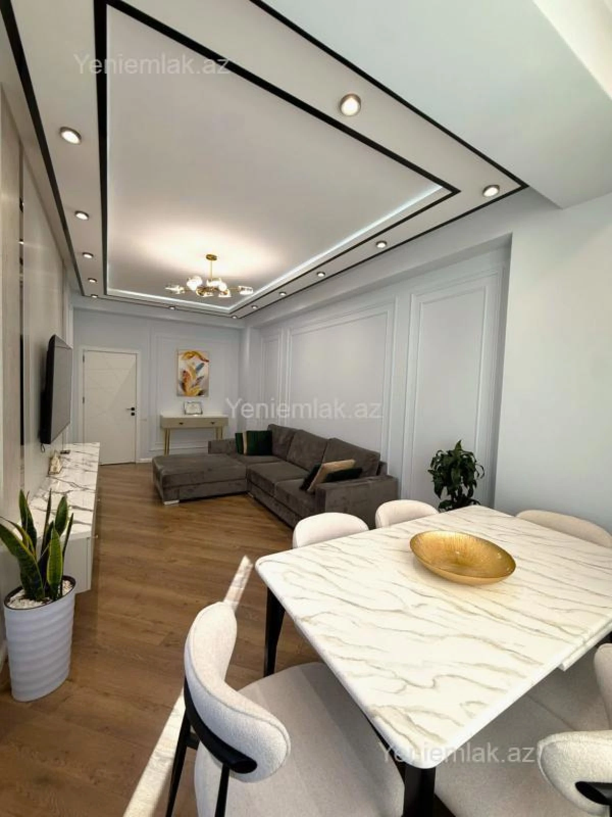 Satılır 3 otaqlı yeni tikili 120 m²