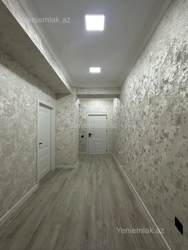 Satılır 2 otaqlı yeni tikili 60 m²