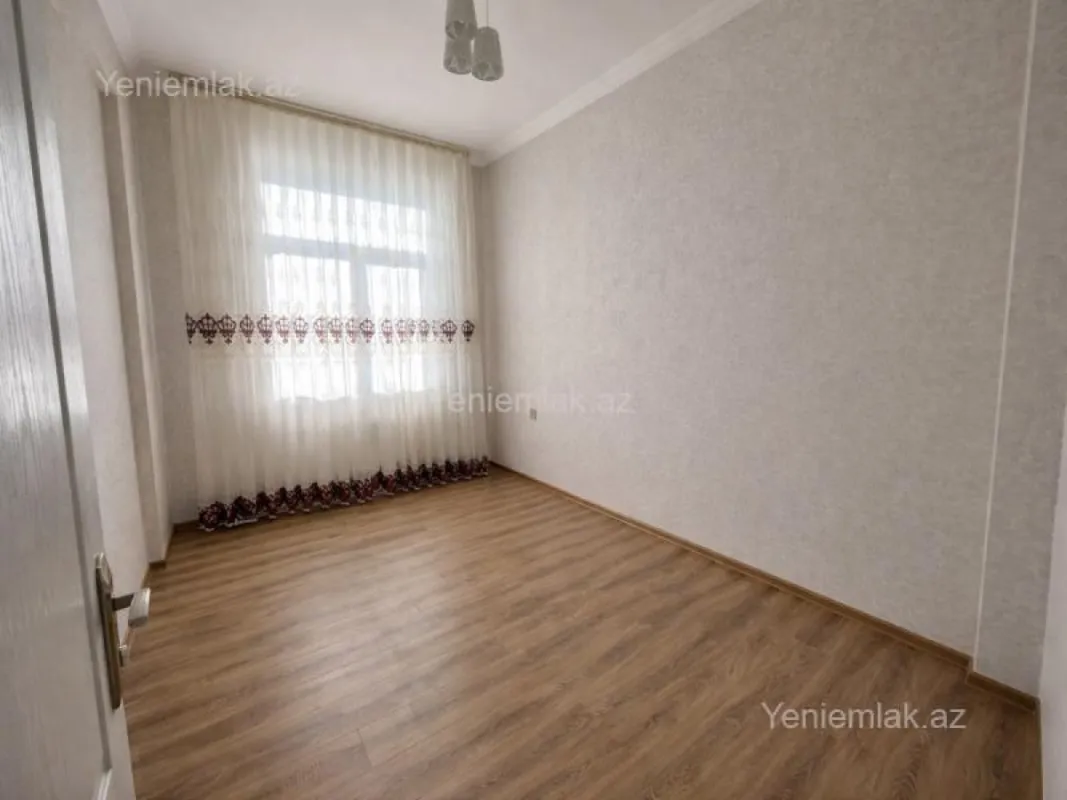 Satılır 3 otaqlı yeni tikili 90 m²