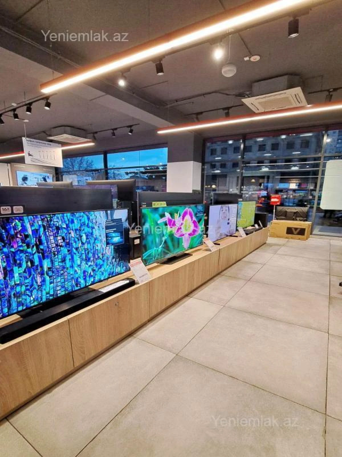 Satılır 10 otaqlı obyekt 800 m²